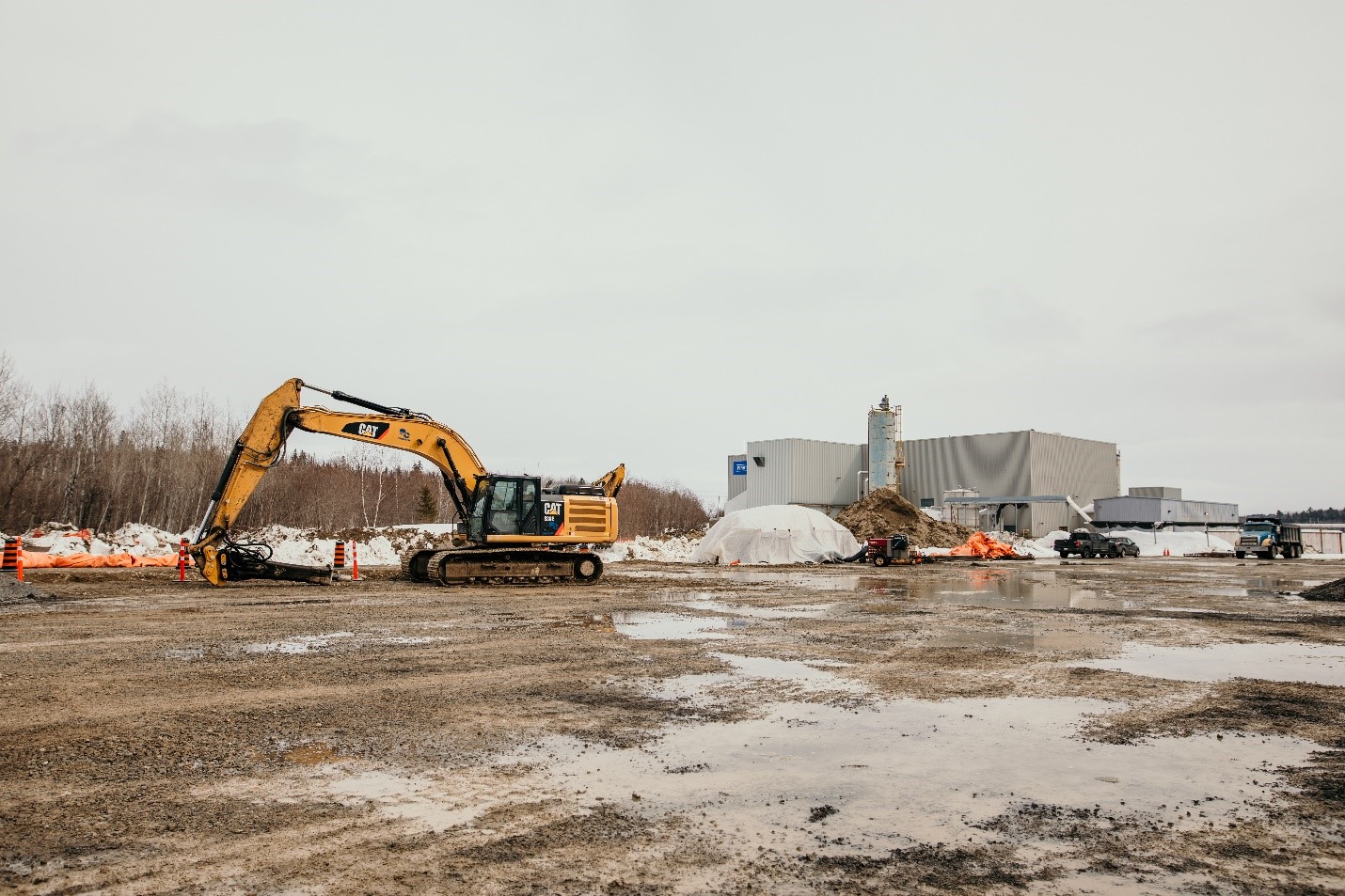 Viewpoint from southwest corner of new Solvent Extraction Plant facing existing Cobalt Refinery